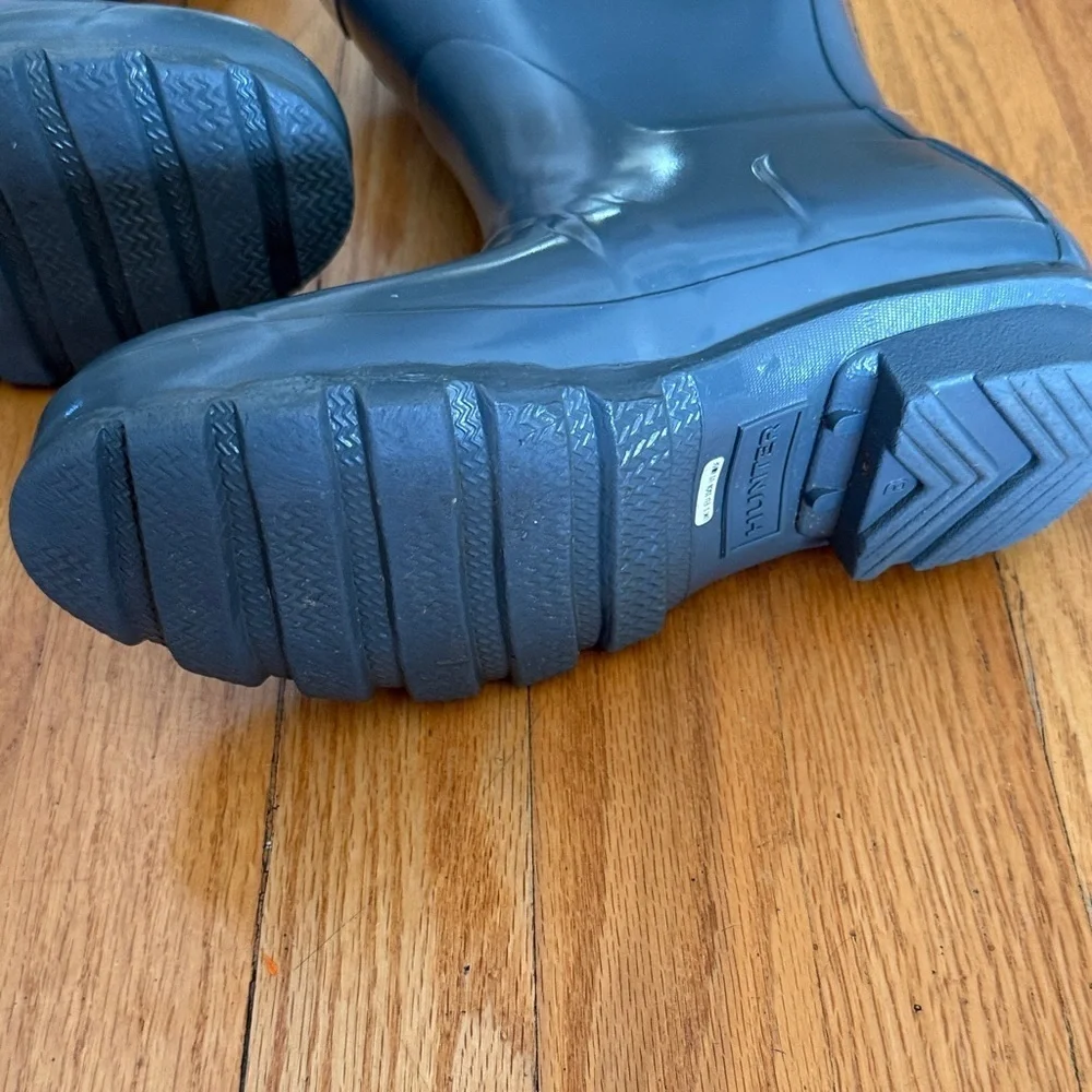 Hunter sz US 5 girls gray grey Waterproof Boots great condition
